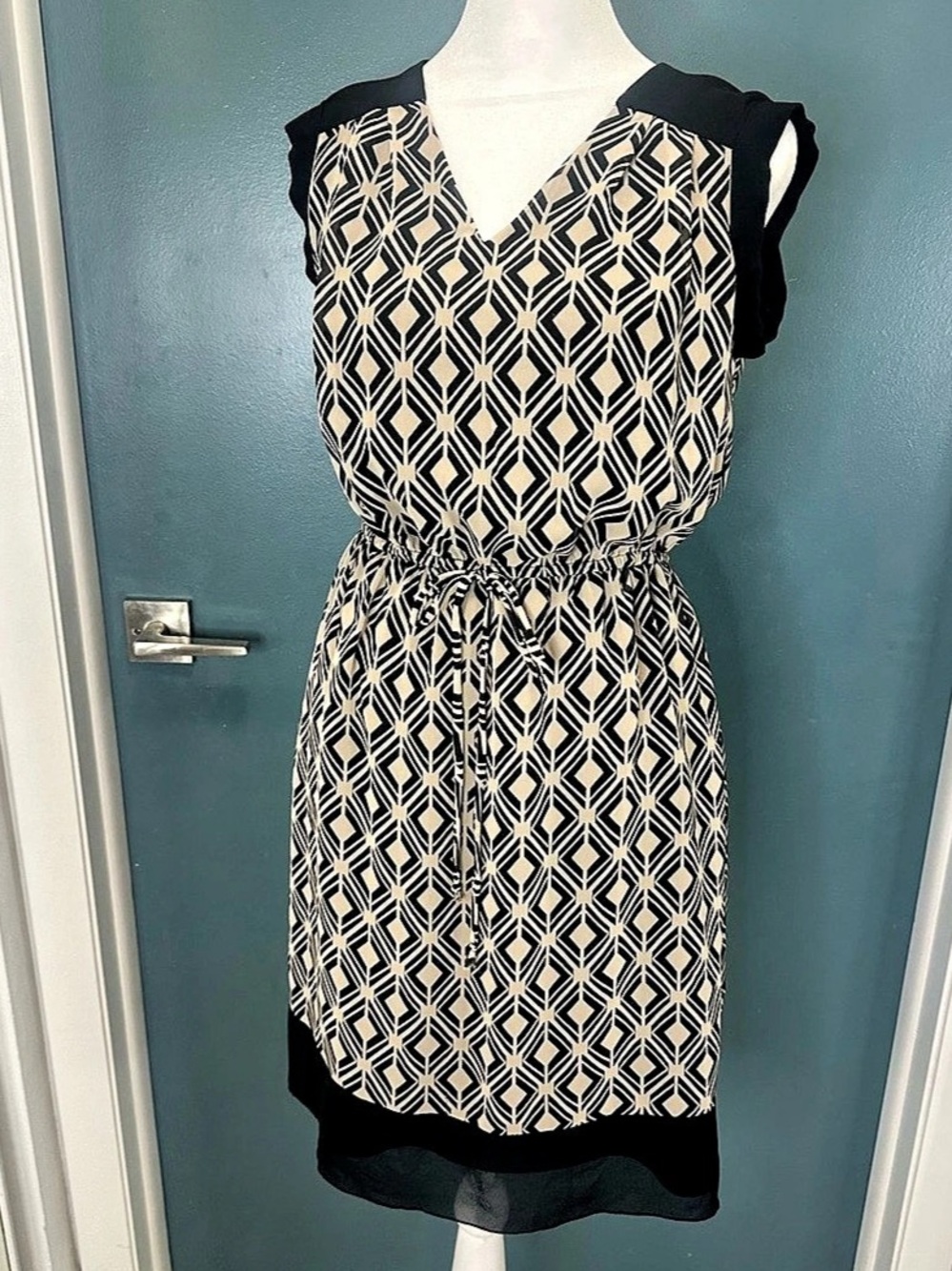 šŗMini Dress in Black & Tanšŗ